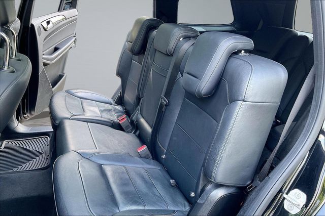 2017 Mercedes-Benz GLS GLS 550 4MATIC SUV - 23030132 - 17