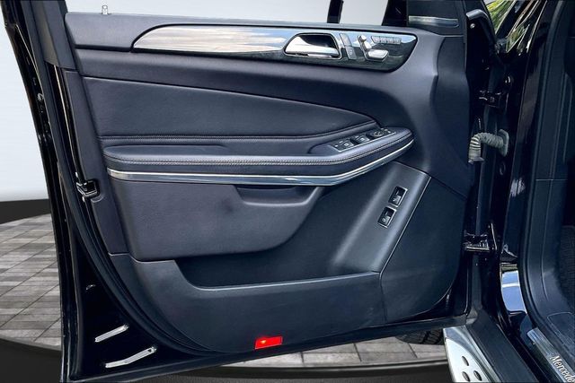 2017 Mercedes-Benz GLS GLS 550 4MATIC SUV - 23030132 - 7