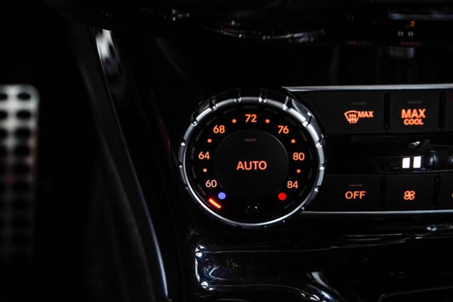 2017 Mercedes-Benz G-Class AMG G 63 4MATIC SUV - 23040618 - 24