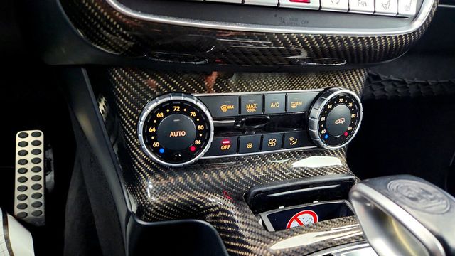 2017 Mercedes-Benz G-Class AMG G 63 4MATIC SUV w/ designo Exclusive Leather & Carbon Fiber  - 22997434 - 20