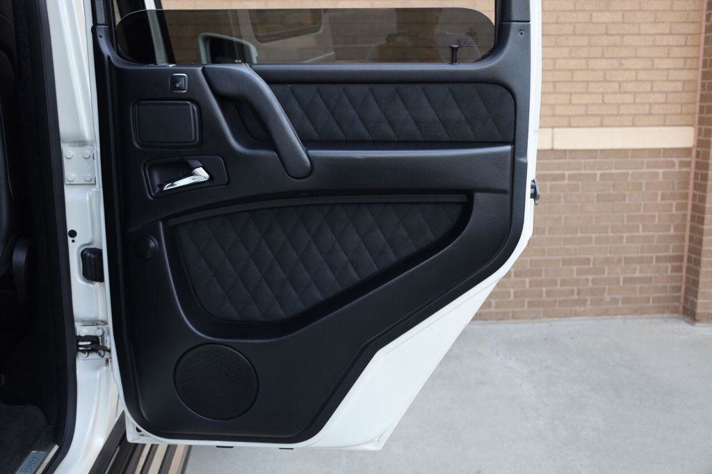Mercedes-Benz G-Class G 550 4x4 Squared photo 24