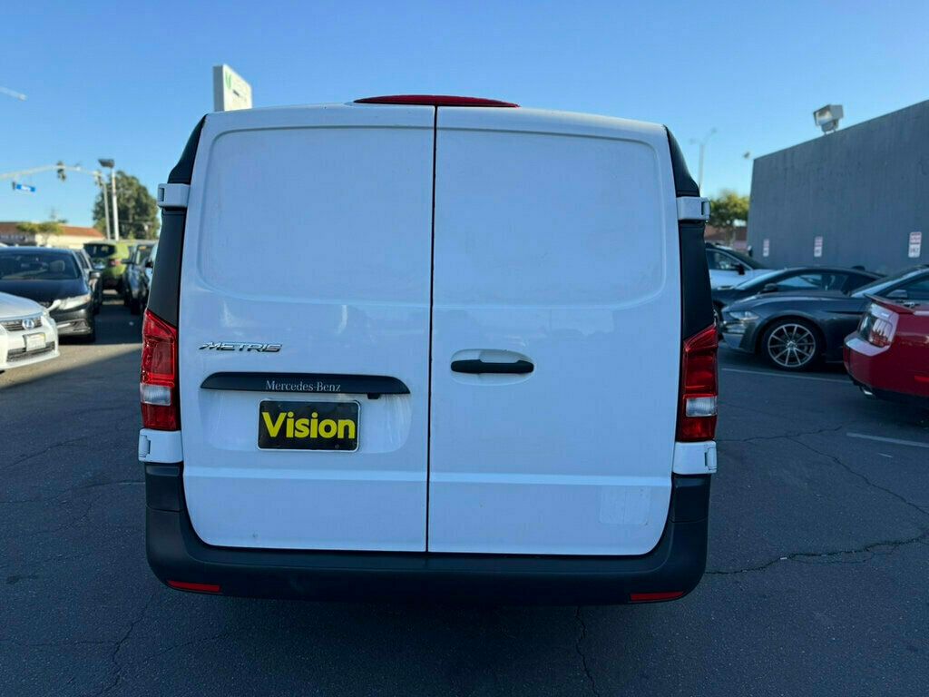 2017 Mercedes Benz Metris Cargo Van photo 5