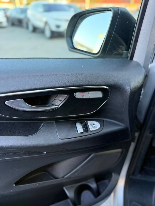 2017 Mercedes-Benz Metris Passenger Van  - 23019876 - 15