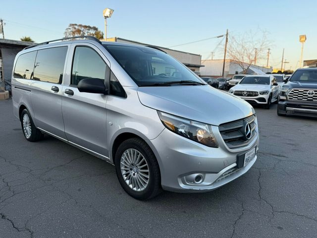 2017 Mercedes-Benz Metris Passenger Van  - 23019876 - 1