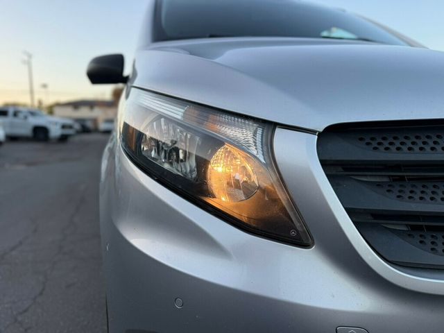 2017 Mercedes-Benz Metris Passenger Van  - 23019876 - 20