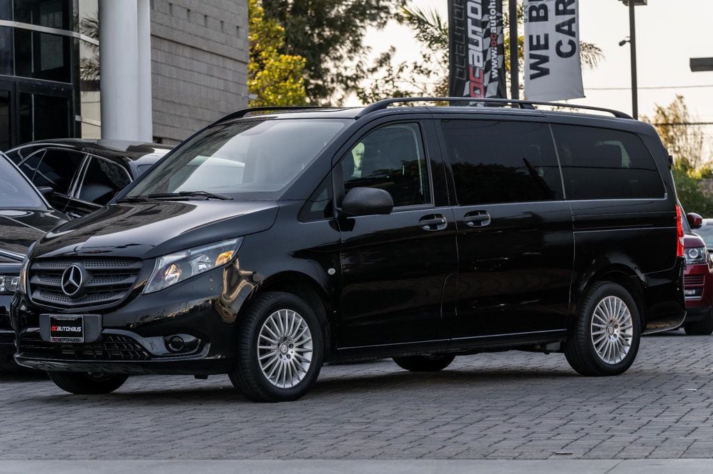 2017 Mercedes-Benz Metris Passenger Van Metris Passenger Van Standard Roof 126" Wheelbase - 22664080 - 10