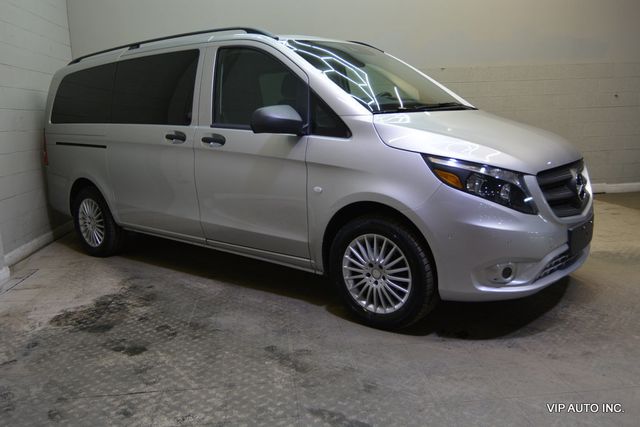 2017 Mercedes-Benz Metris Passenger Van Metris Passenger Van Standard Roof 126" Wheelbase - 23002711 - 0