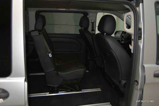 2017 Mercedes-Benz Metris Passenger Van Metris Passenger Van Standard Roof 126" Wheelbase - 23002711 - 18