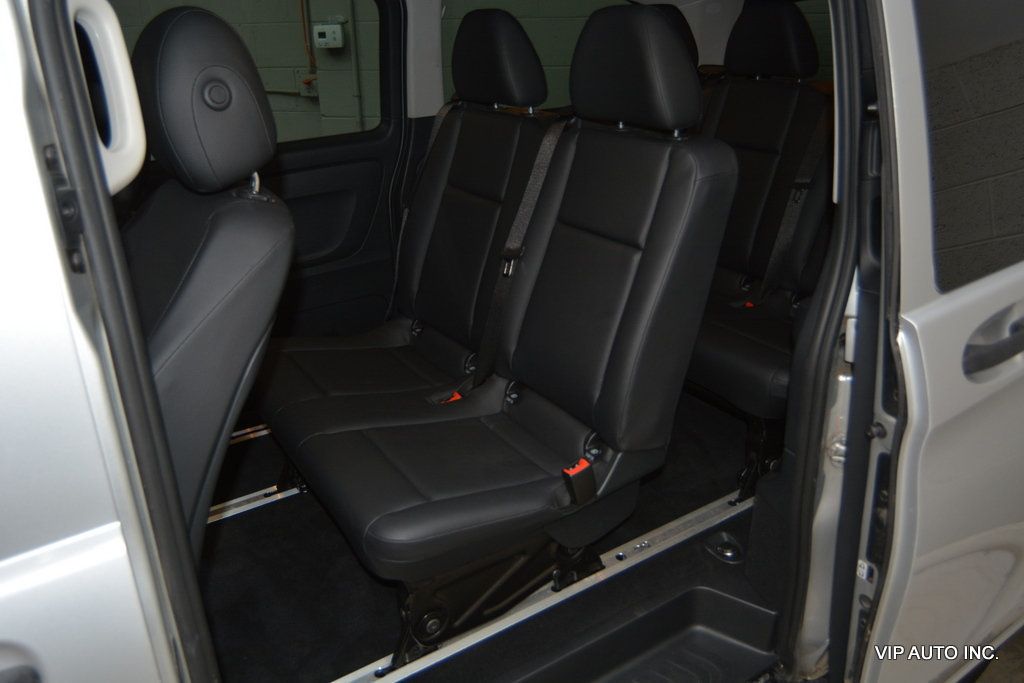 2017 Mercedes-Benz Metris Passenger Van Metris Passenger Van Standard Roof 126" Wheelbase - 23002711 - 19