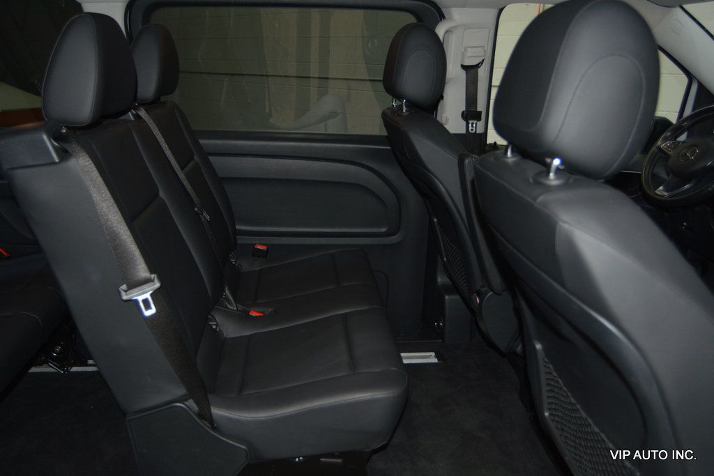2017 Mercedes-Benz Metris Passenger Van Metris Passenger Van Standard Roof 126" Wheelbase - 23002711 - 20