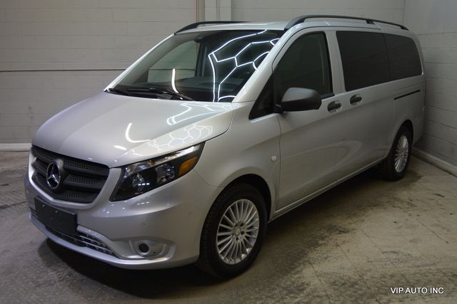 2017 Mercedes-Benz Metris Passenger Van Metris Passenger Van Standard Roof 126" Wheelbase - 23002711 - 27