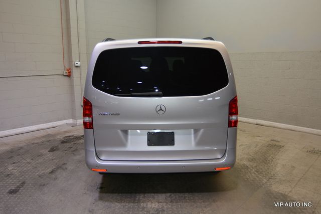 2017 Mercedes-Benz Metris Passenger Van Metris Passenger Van Standard Roof 126" Wheelbase - 23002711 - 2