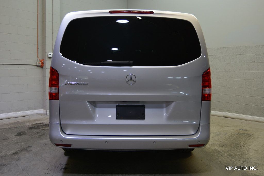 2017 Mercedes-Benz Metris Passenger Van Metris Passenger Van Standard Roof 126" Wheelbase - 23002711 - 29