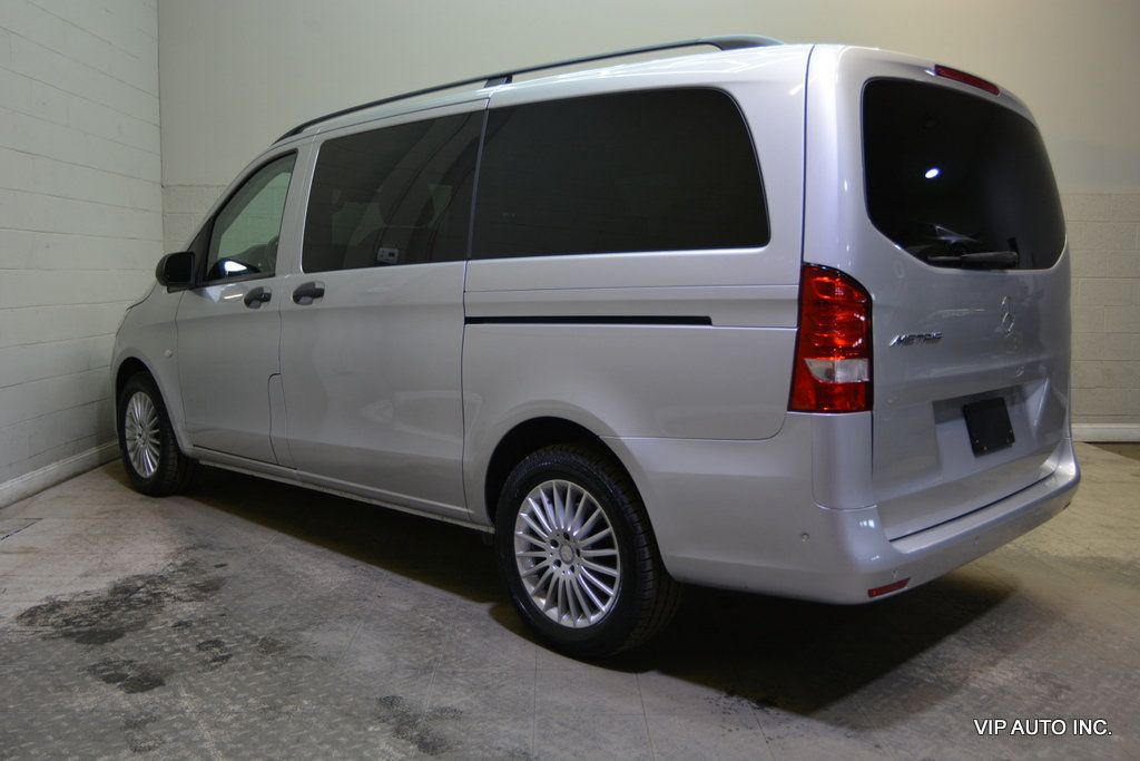 2017 Mercedes-Benz Metris Passenger Van Metris Passenger Van Standard Roof 126" Wheelbase - 23002711 - 30