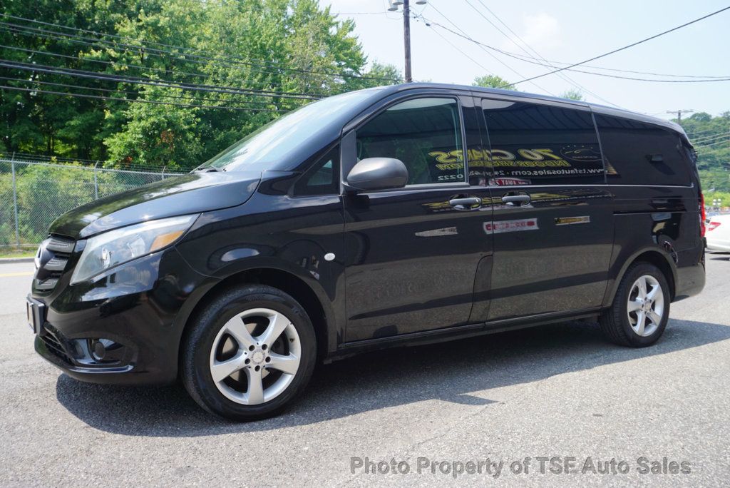 2017 Mercedes-Benz Metris Passenger Van Metris Passenger Van Standard Roof 126" Wheelbase - 22539214 - 2