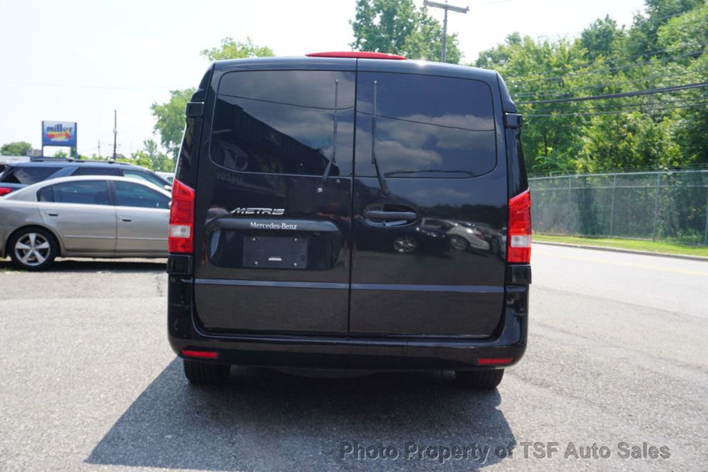 2017 Mercedes-Benz Metris Passenger Van Metris Passenger Van Standard Roof 126" Wheelbase - 22539214 - 5