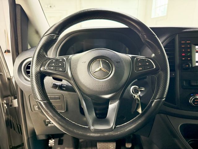 2017 Mercedes-Benz Metris Passenger Van Passenger - 22914723 - 9
