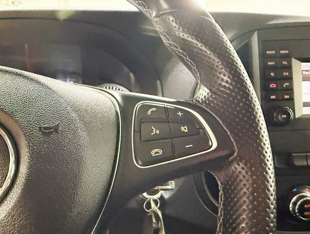 2017 Mercedes-Benz Metris Passenger Van Passenger - 22914723 - 10