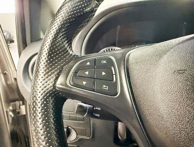 2017 Mercedes-Benz Metris Passenger Van Passenger - 22914723 - 11