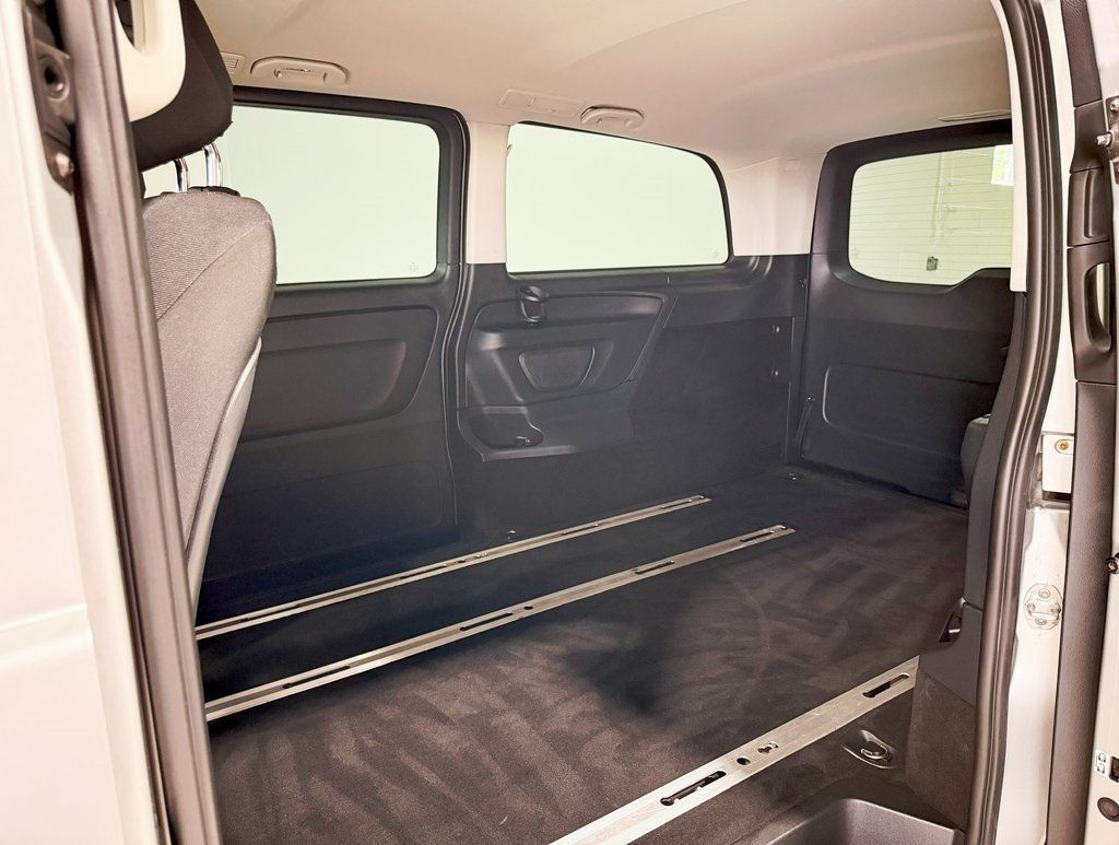 2017 Mercedes-Benz Metris Passenger Van Passenger - 22914723 - 26