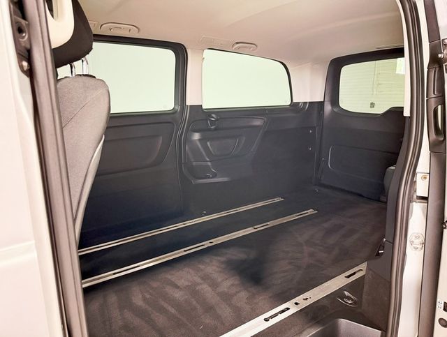 2017 Mercedes-Benz Metris Passenger Van Passenger - 22914723 - 26