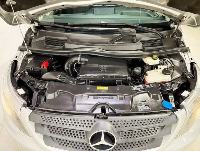 2017 Mercedes-Benz Metris Passenger Van Passenger - 22914723 - 35