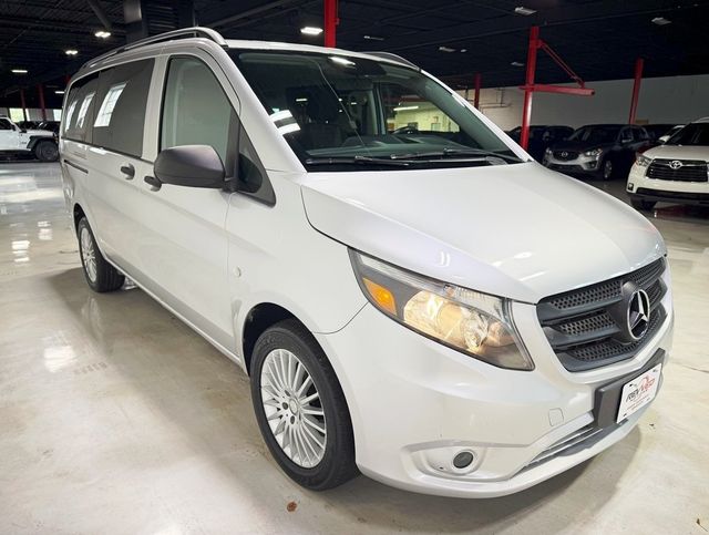 2017 Mercedes-Benz Metris Passenger Van Passenger - 22914723 - 7