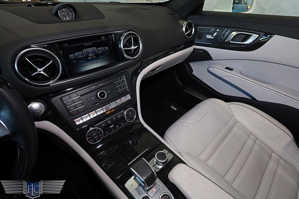 2017 Mercedes-Benz SL AMG SL 63 Roadster - 22991794 - 22