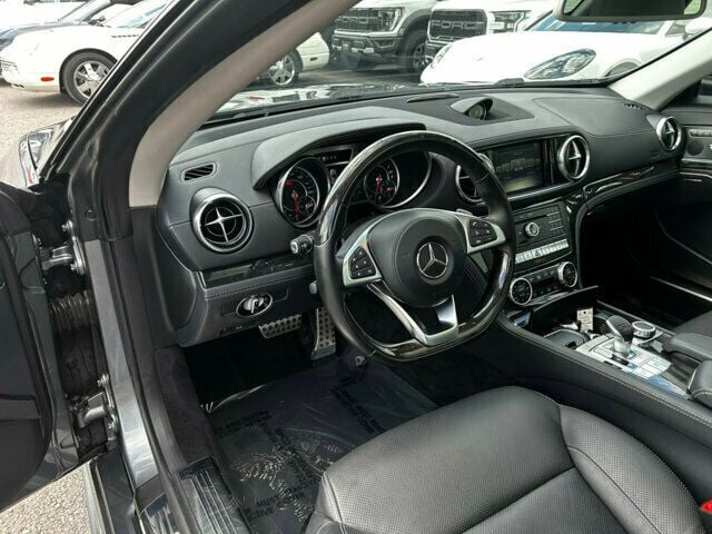 2017 Mercedes-Benz SL MSRP$97125/Premium Pkg/Driver Assist Pkg/Soft-Close Doors/NAVS - 22921561 - 10