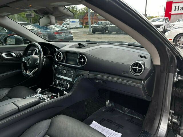 2017 Mercedes-Benz SL MSRP$97125/Premium Pkg/Driver Assist Pkg/Soft-Close Doors/NAVS - 22921561 - 19