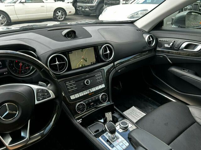 2017 Mercedes-Benz SL MSRP$97125/Premium Pkg/Driver Assist Pkg/Soft-Close Doors/NAVS - 22921561 - 26