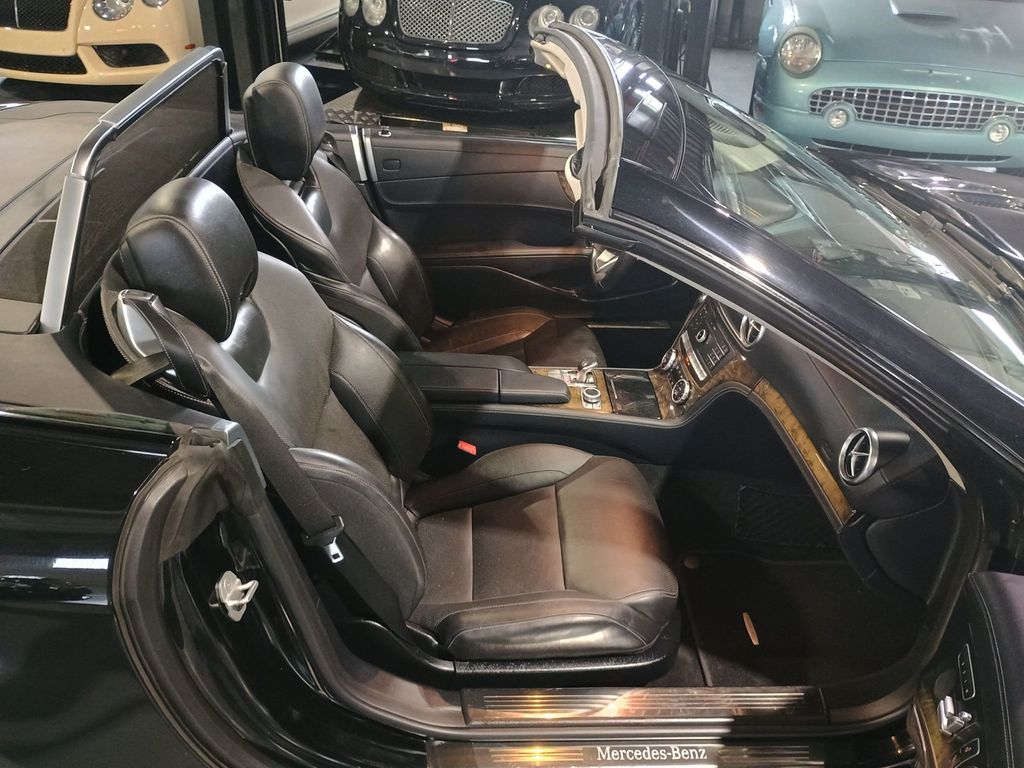 2017 Mercedes-Benz SL SL 450 AMG Sport Roadster 1 Owner Florida Car - 23000097 - 32