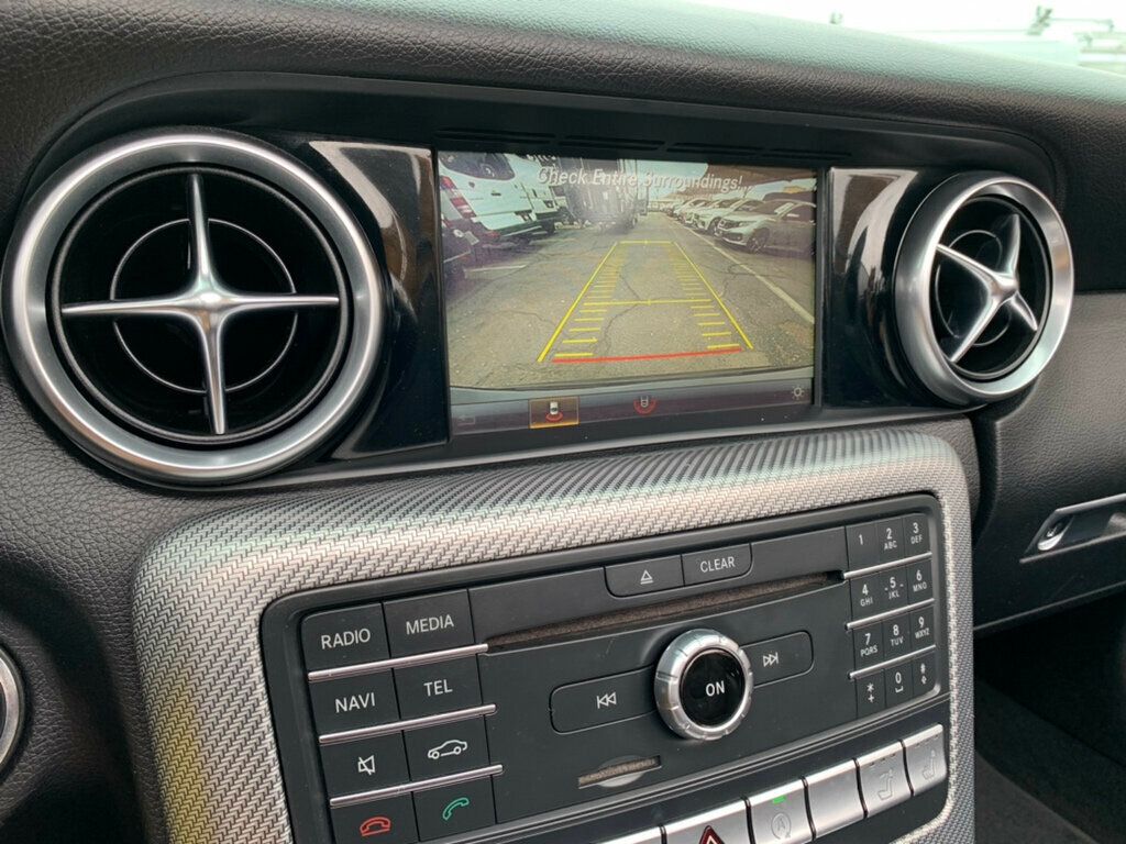 2017 Mercedes-Benz SLC SLC 300 Roadster pano roof - 22968715 - 6