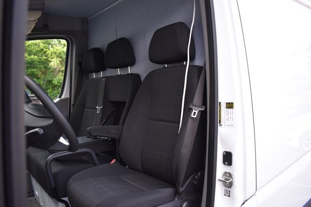 2017 Mercedes-Benz Sprinter Cargo Van HIGH ROOF DUAL REAR WHEELS DIE - 21943974 - 3