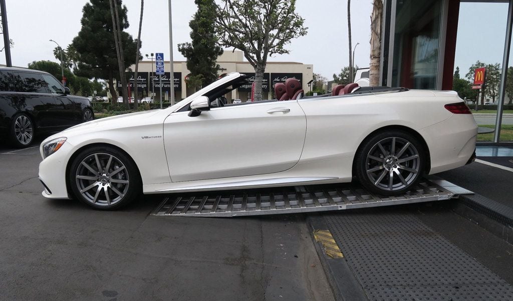 2017 Mercedes-Benz S-Class AMG S 63 4MATIC Cabriolet - 22673381 - 4