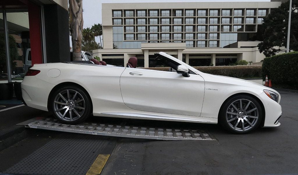 2017 Mercedes-Benz S-Class AMG S 63 4MATIC Cabriolet - 22673381 - 63