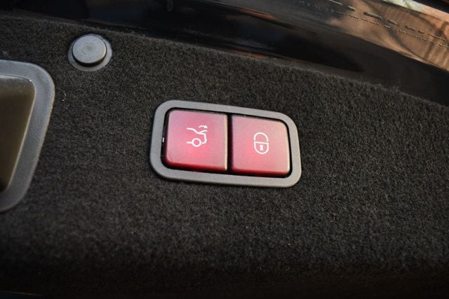 2017 Mercedes-Benz S-Class AMG S 63 4MATIC Sedan - 22989567 - 10