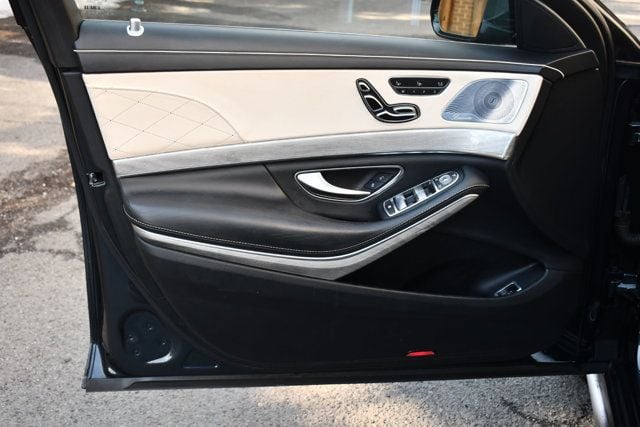 2017 Mercedes-Benz S-Class AMG S 63 4MATIC Sedan - 22989567 - 24