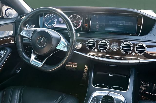 2017 Mercedes-Benz S-Class AMG S 63 4MATIC Sedan - 23003039 - 32