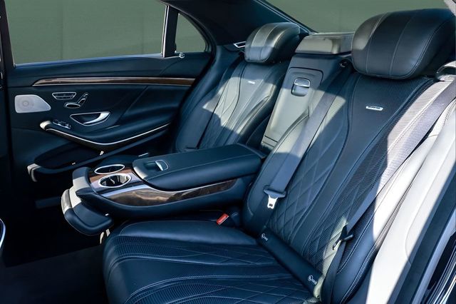 2017 Mercedes-Benz S-Class AMG S 63 4MATIC Sedan - 23003039 - 36