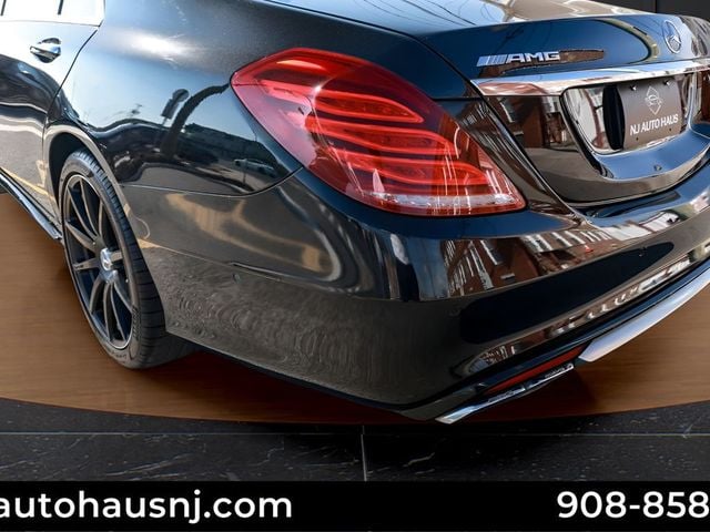 2017 Mercedes-Benz S-Class AMG S 63 4MATIC Sedan - 23003039 - 8