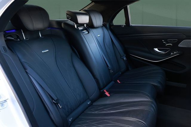 2017 Mercedes-Benz S-Class AMG S 63 4MATIC Sedan - 23031260 - 22