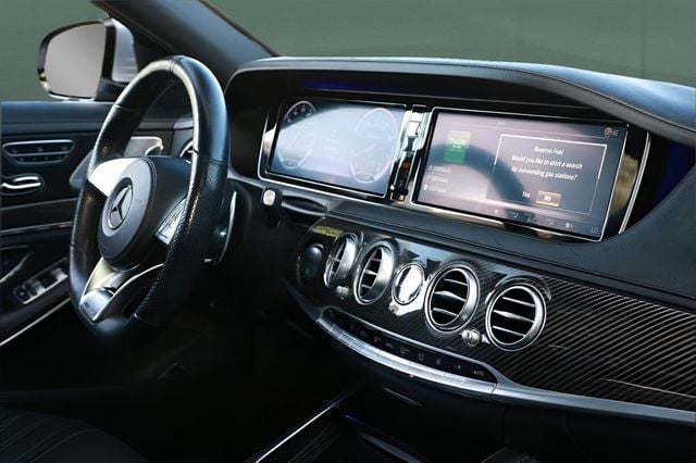 2017 Mercedes-Benz S-Class AMG S 63 4MATIC Sedan - 23031260 - 25