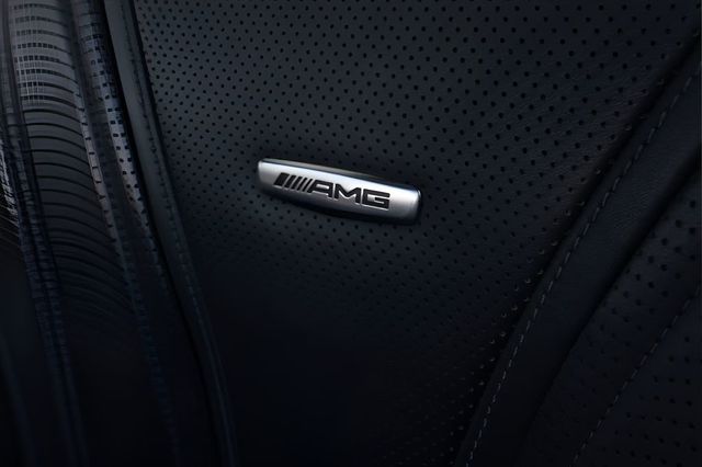 2017 Mercedes-Benz S-Class AMG S 63 4MATIC Sedan - 23031260 - 37