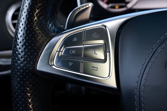 2017 Mercedes-Benz S-Class AMG S 63 4MATIC Sedan - 23031260 - 47