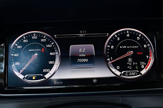 2017 Mercedes-Benz S-Class AMG S 63 4MATIC Sedan - 23031260 - 51