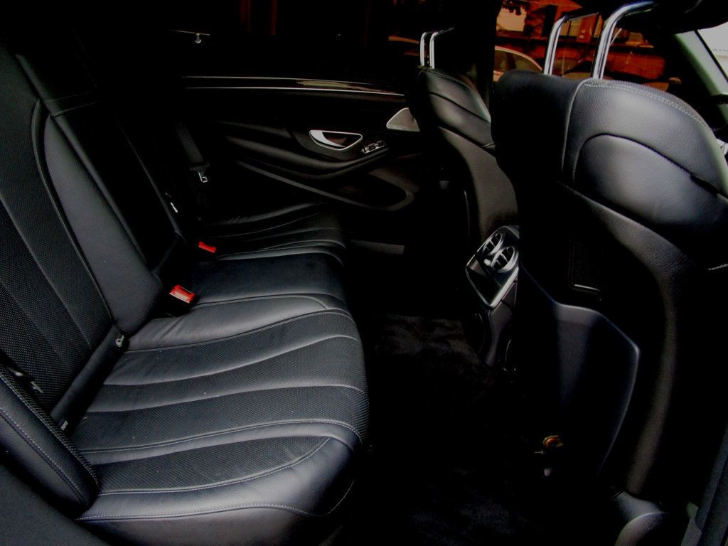 2017 Mercedes-Benz S-Class S 550 4MATIC Sedan - 23050993 - 16