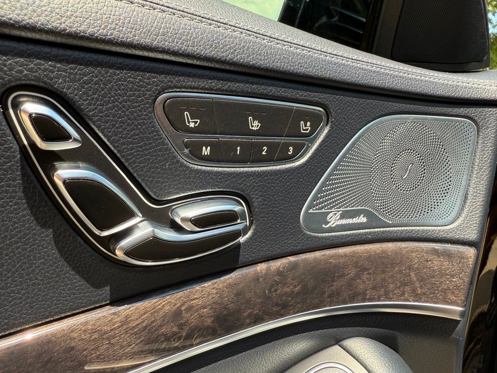 2017 Mercedes Benz S 550 4MATIC photo 16