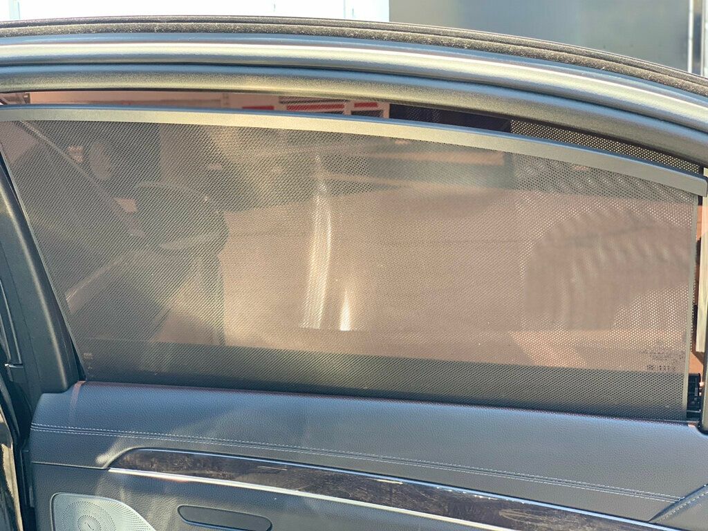 2017 Mercedes Benz S 550 photo 21