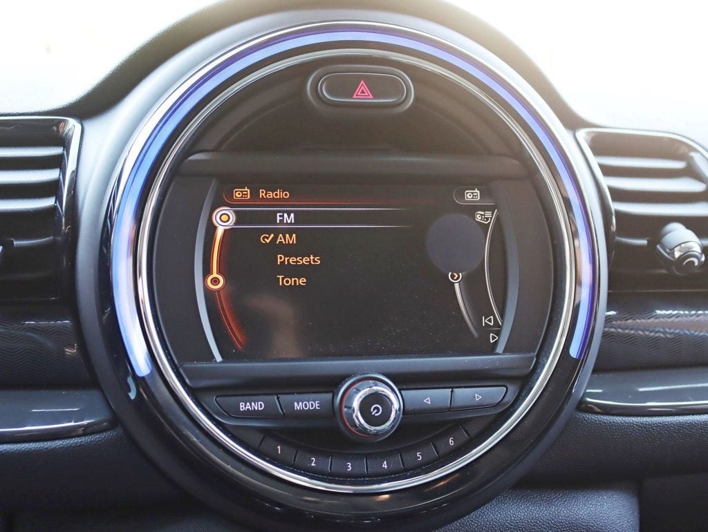 2017 Mini Clubman Base photo 13